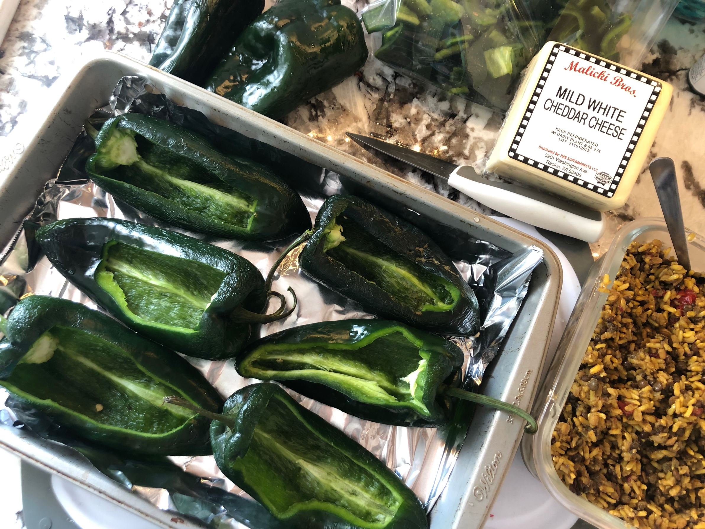 Stuffed poblano peppers, inspired by AI